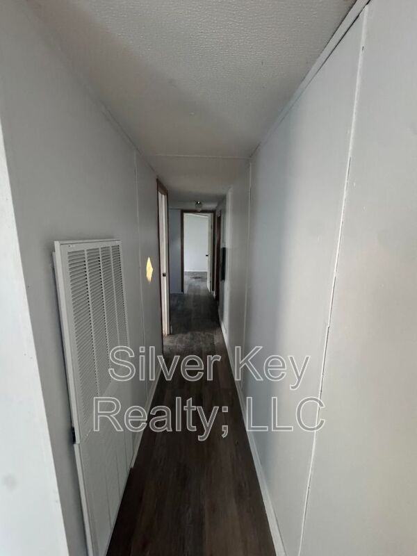 525 Scott St #9 - Photo 3 of 10