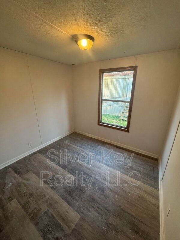 525 Scott St #9 - Photo 4 of 10