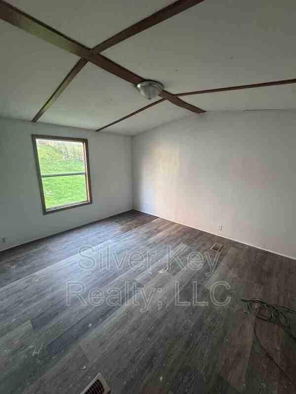 525 Scott St #9 - Photo 7 of 10