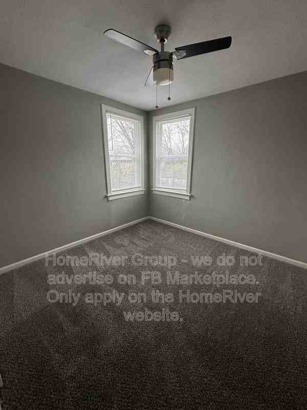 1 E Brown St - Photo 4 of 17