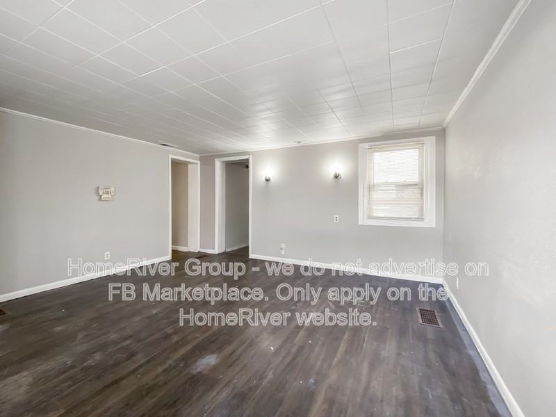 3209 E 69th St - Photo 4 of 20