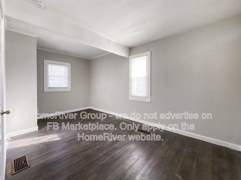 3209 E 69th St - Photo 5 of 20