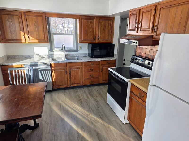 6813 Urbandale Ave - Photo 4 of 27