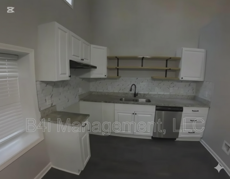 226 Polar Rock Rd Sw - Photo 4 of 10