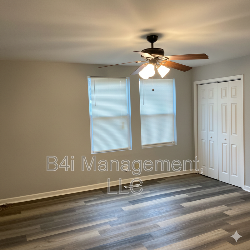 2528 Burbank Pl - Photo 7 of 10