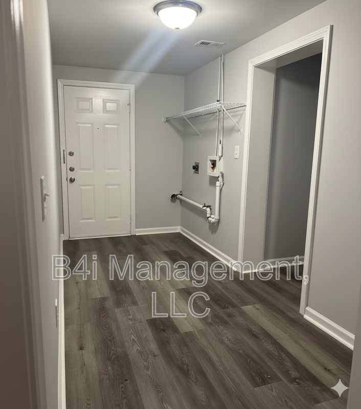 1904 Lincoln St - Photo 7 of 11