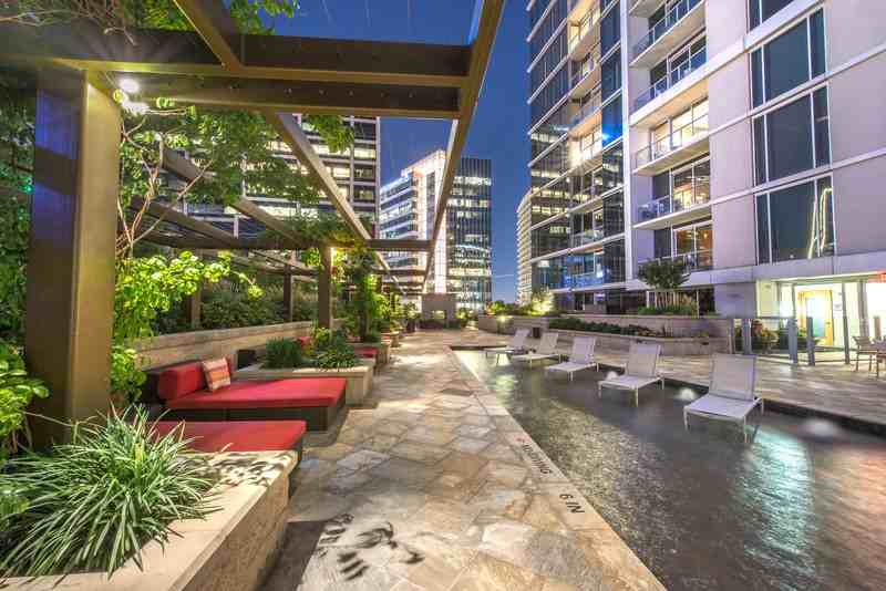 1901 Mckinney Ave #B7-83