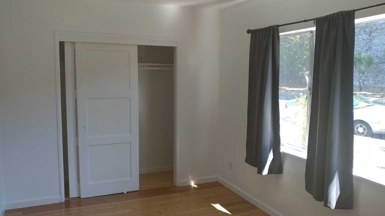 San Joaquin - Photo 2 of 14