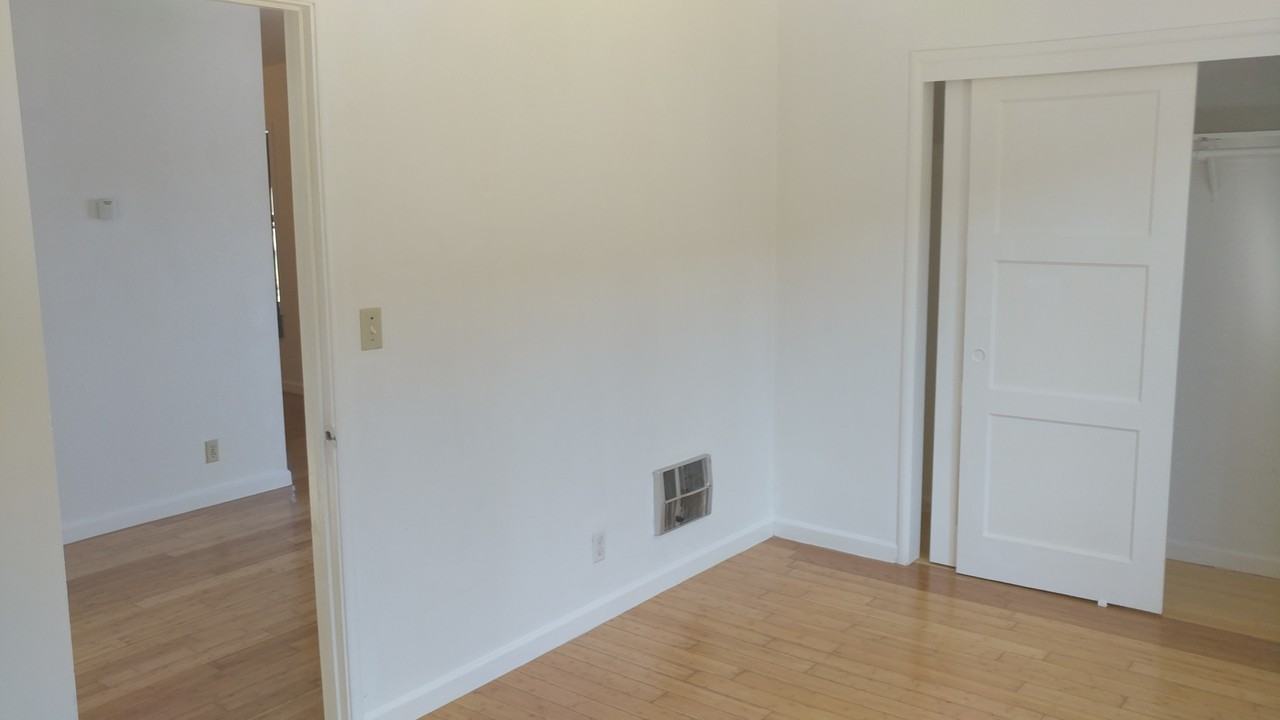 San Joaquin - Photo 3 of 14