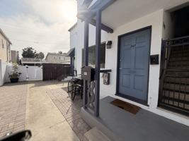 featured image of 941 Thomas Ave