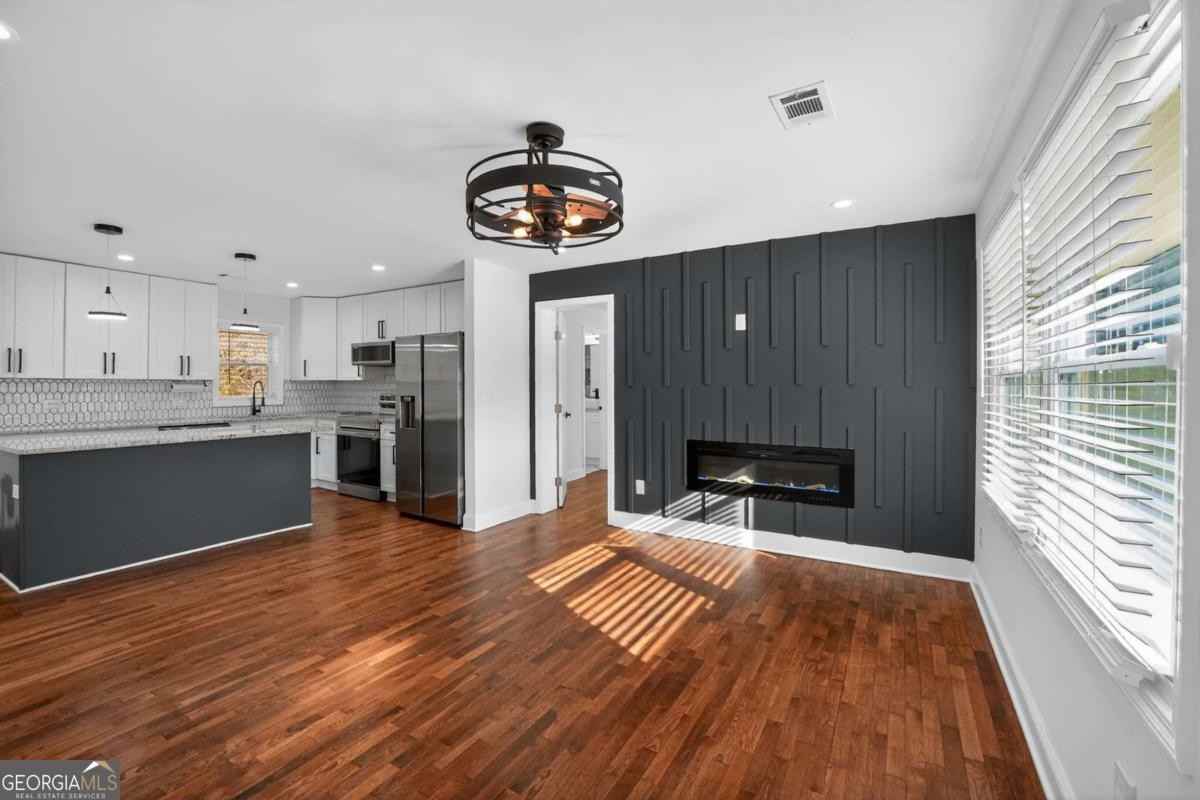 3769 Adkins Rd Nw - Photo 3 of 18