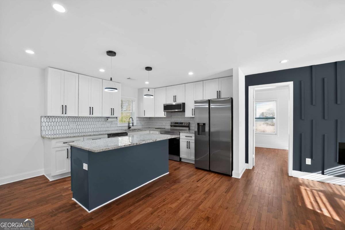 3769 Adkins Rd Nw - Photo 4 of 18