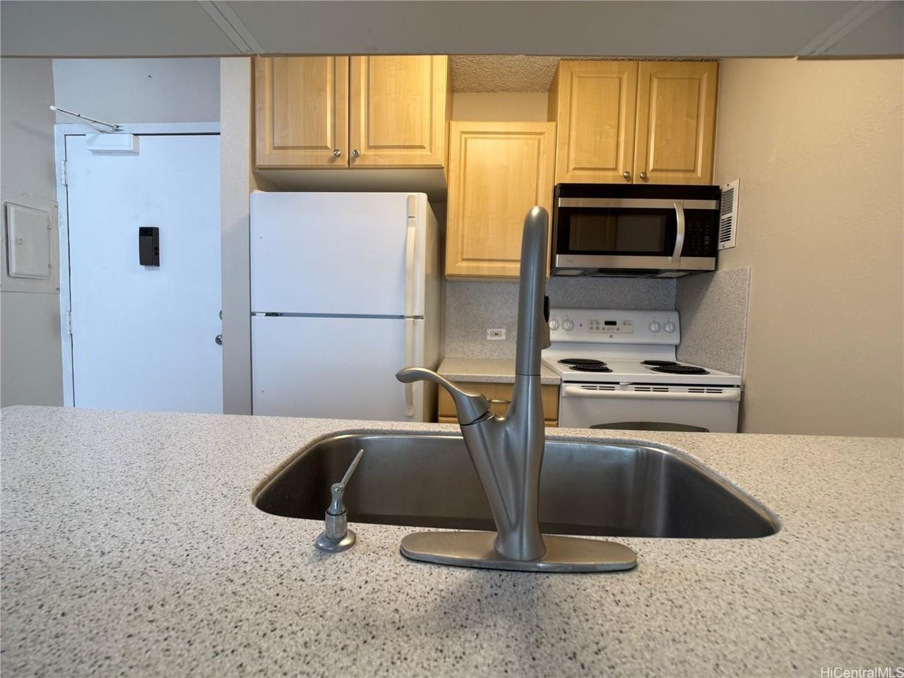 98-450 Koauka Loop #201 - Photo 5 of 23