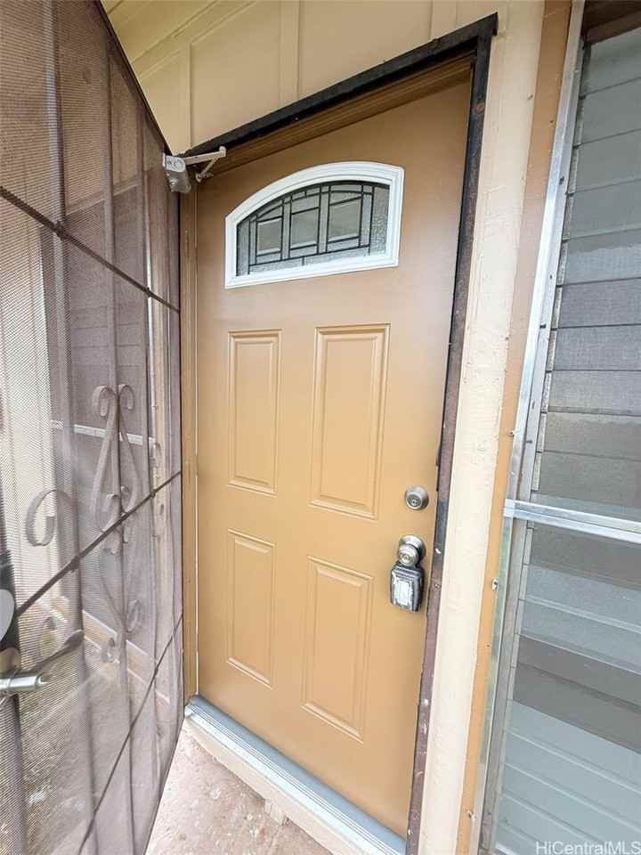 1217 Kuokoa St - Photo 3 of 19