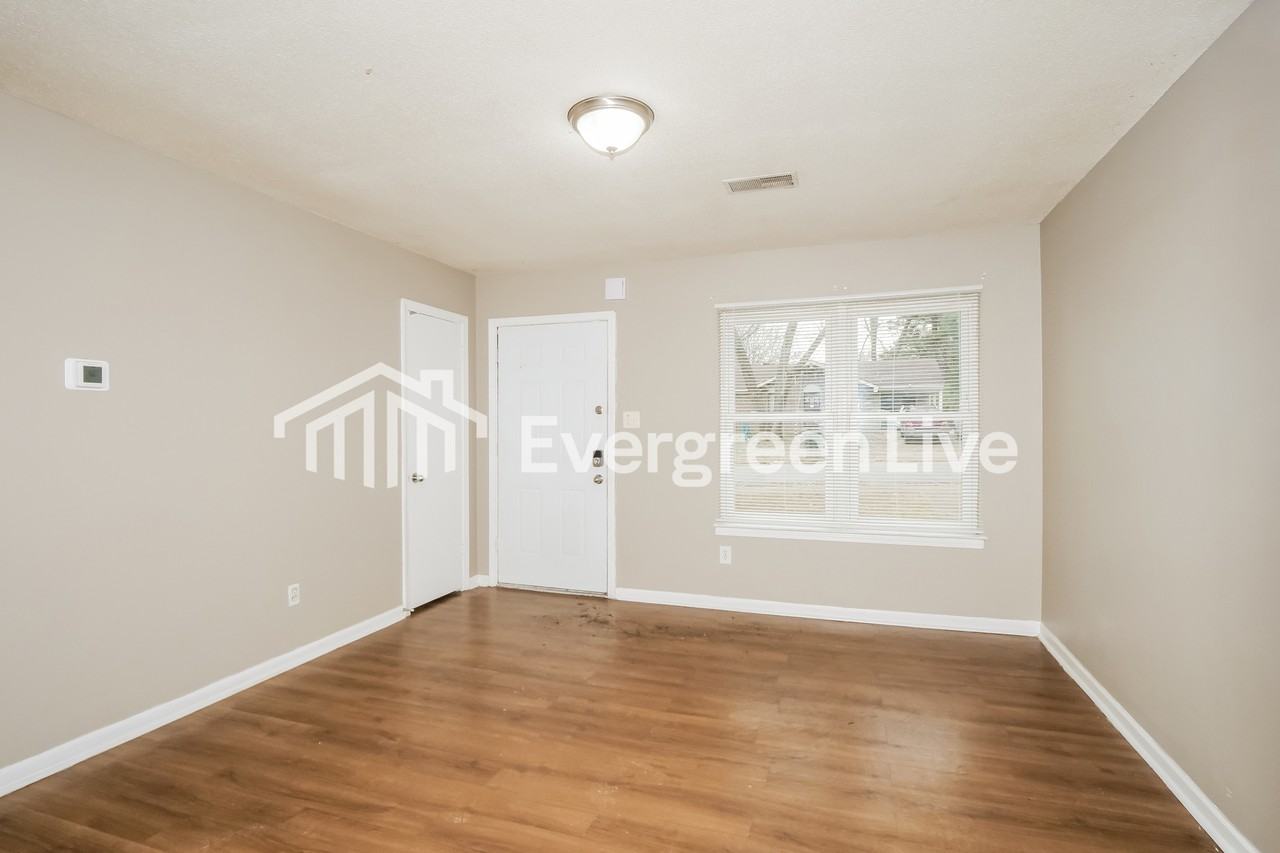 3316 Sweet Springs Dr - Photo 4 of 16