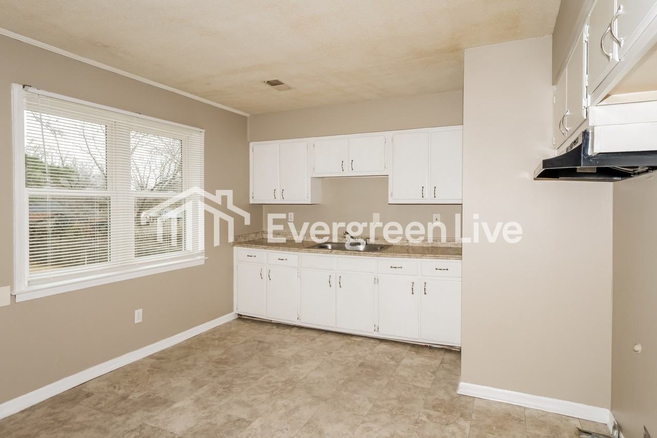 3316 Sweet Springs Dr - Photo 7 of 16