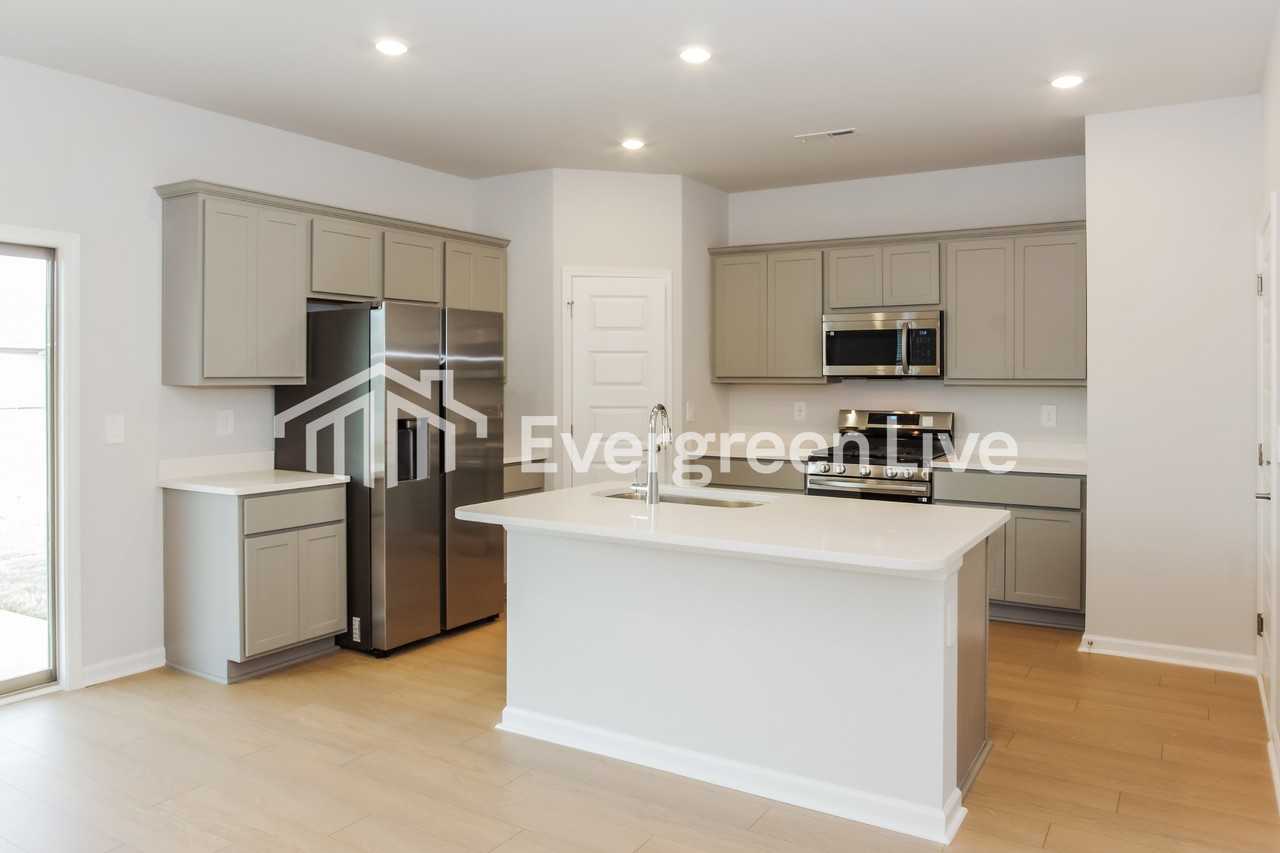 12329 Delia Ann Ln - Photo 5 of 16