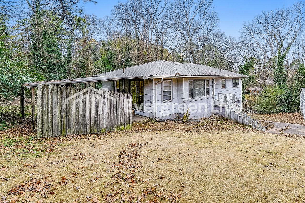 2633 1st St Ne - Photo 3 of 16