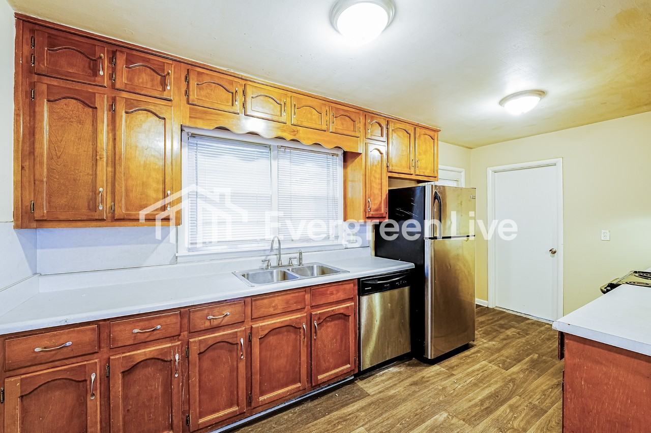 2633 1st St Ne - Photo 7 of 16