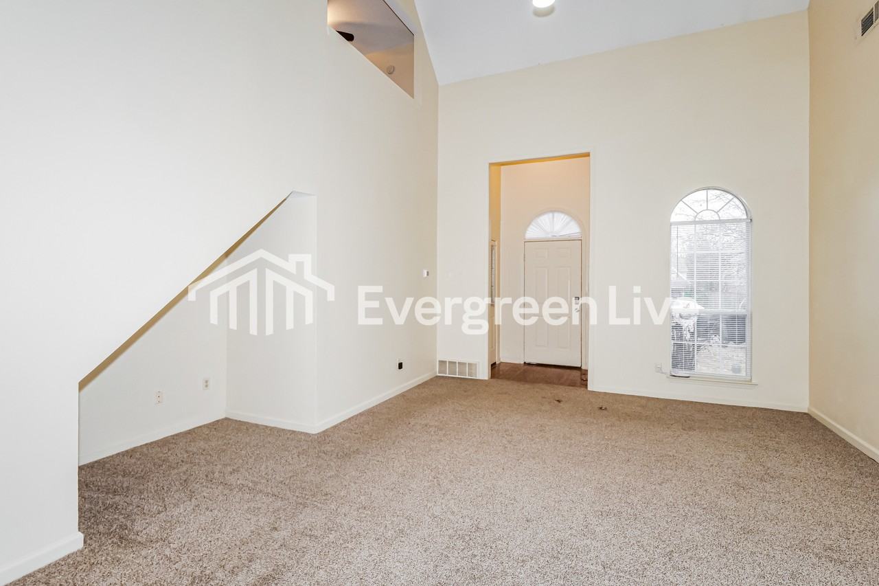 7330 Appling Meadow Cv - Photo 3 of 15