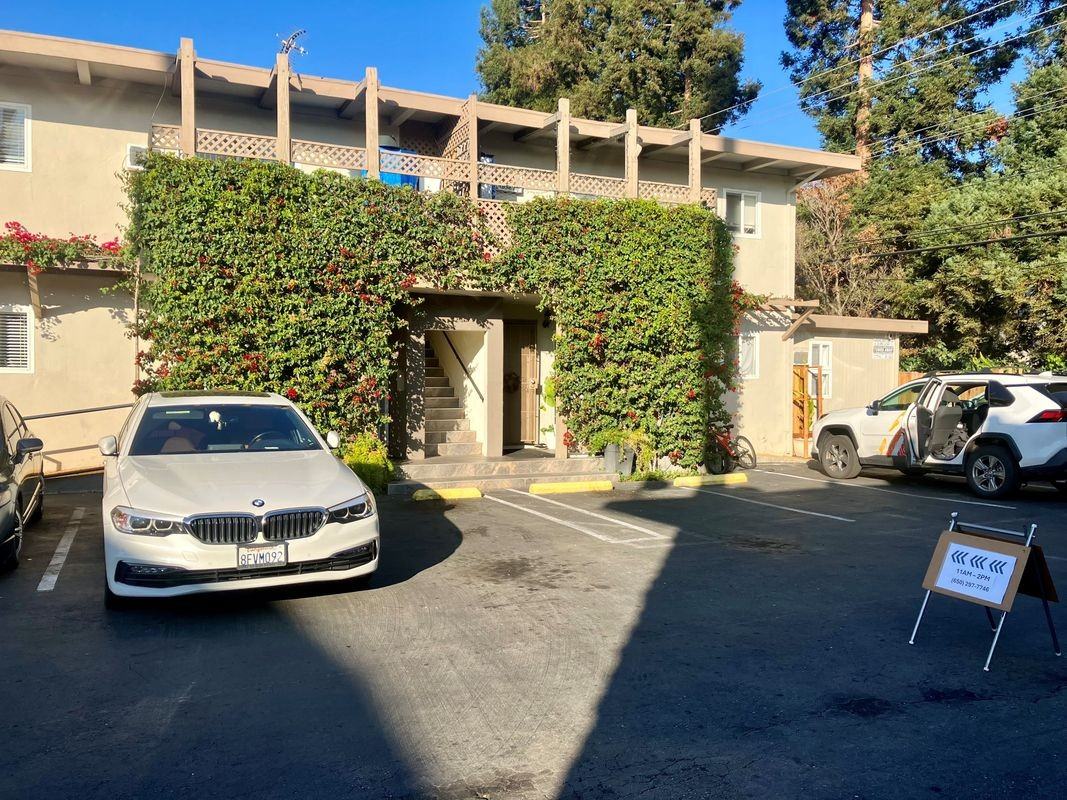 920 Tamarack Ln ##7 - Photo 2 of 11