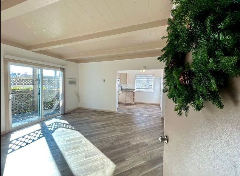 920 Tamarack Ln ##7 - Photo 4 of 11