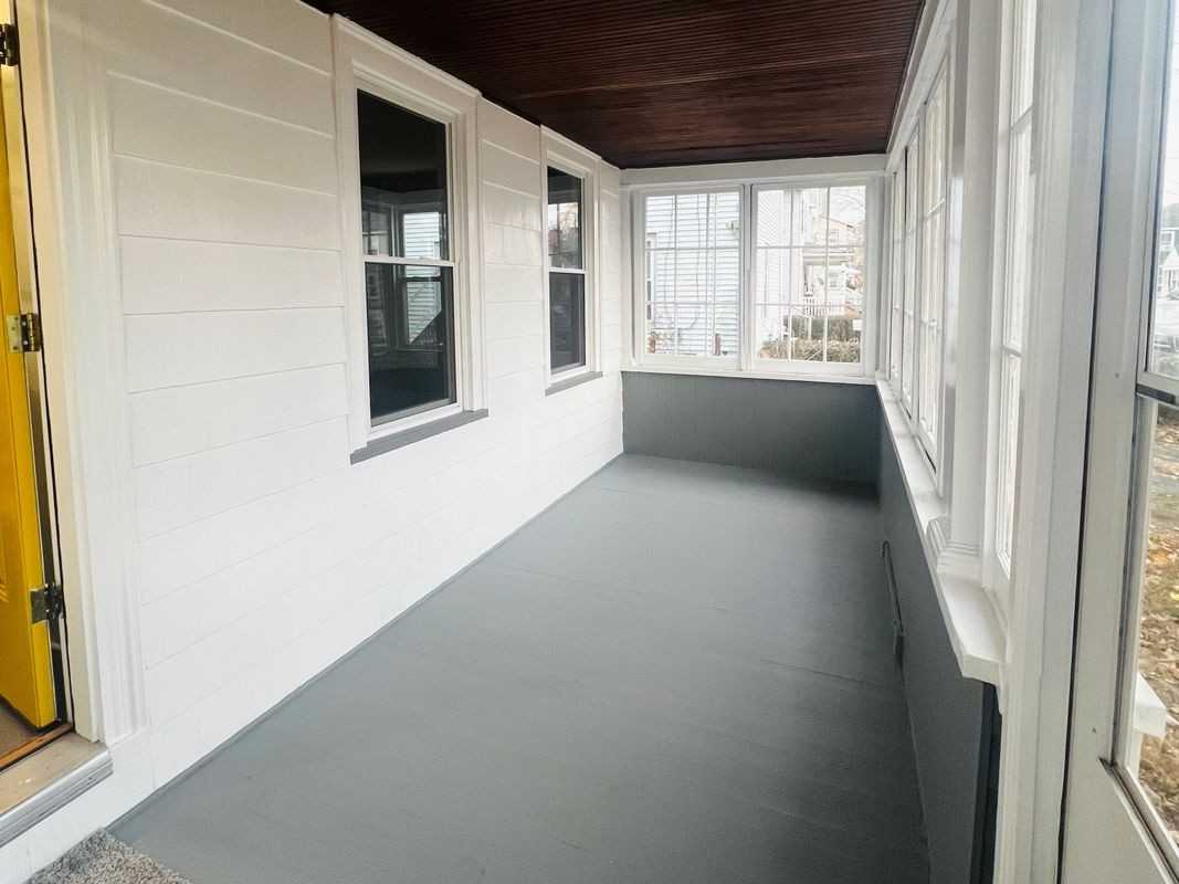 20 Lee Ave - Photo 3 of 21