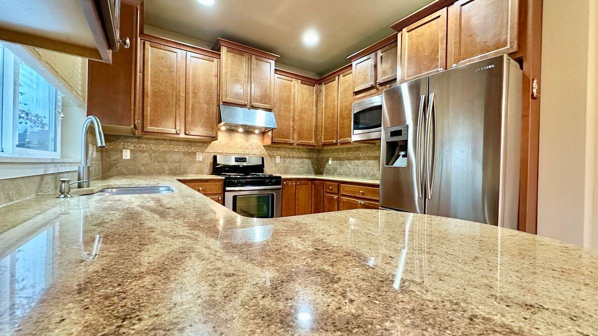 11441 178th Pl Ne - Photo 6 of 17