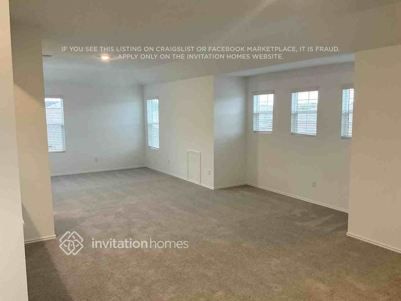 1624 Boggy Creek Ranch Rd - Photo 7 of 13