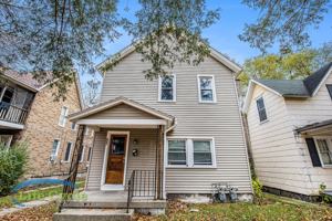 featured image of 940 Mcreynolds Ave Nw #2