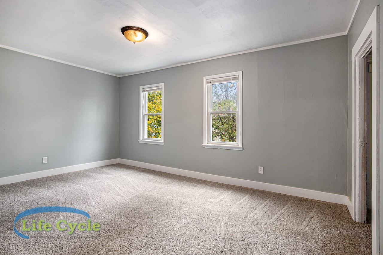 940 Mcreynolds Ave Nw #2 - Photo 5 of 17