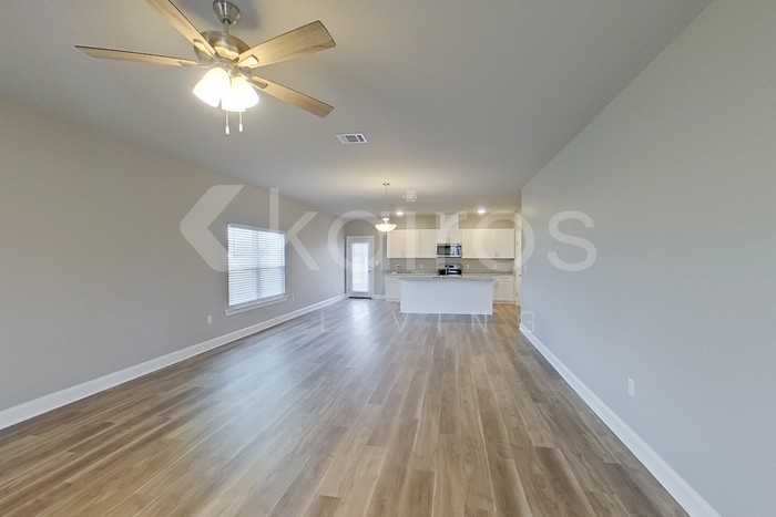 18722 Citation Way - Photo 2 of 22