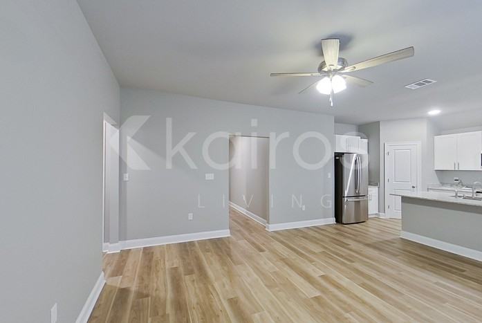 18824 Citation Way - Photo 4 of 22