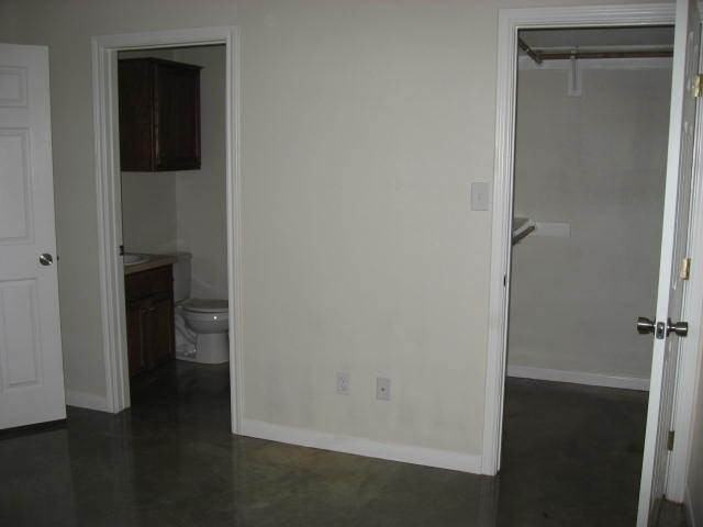 701 Se 4th St - Photo 4 of 7