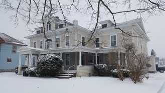 1144 State St #UPPER - Photo 1 of 1