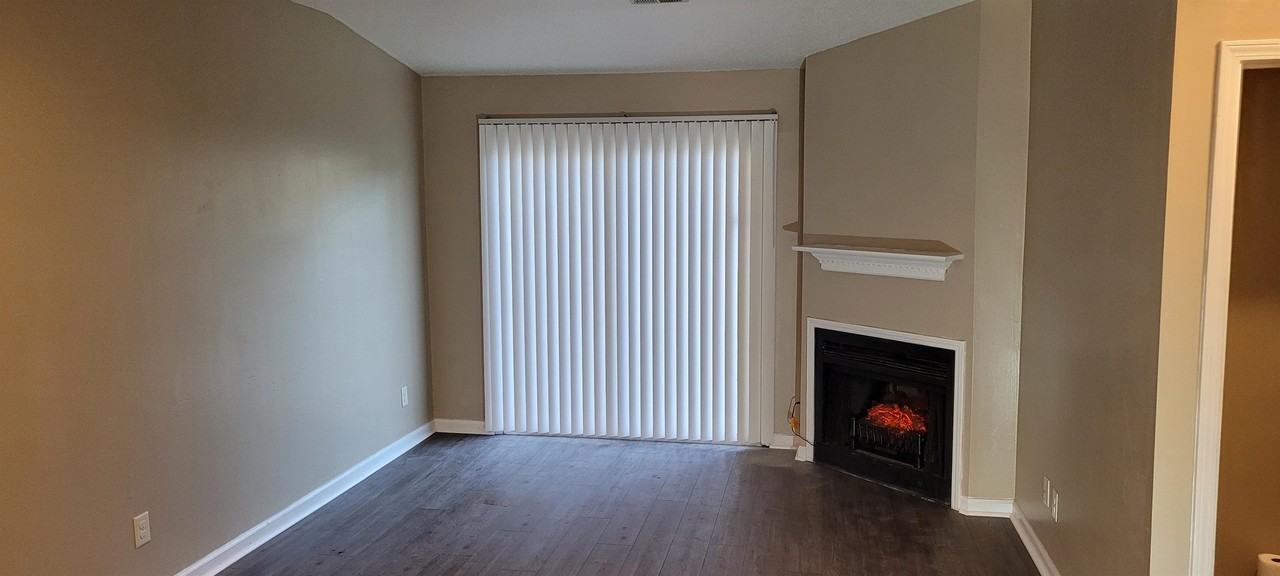 1905 Peach Creek Ct #A - Photo 3 of 4