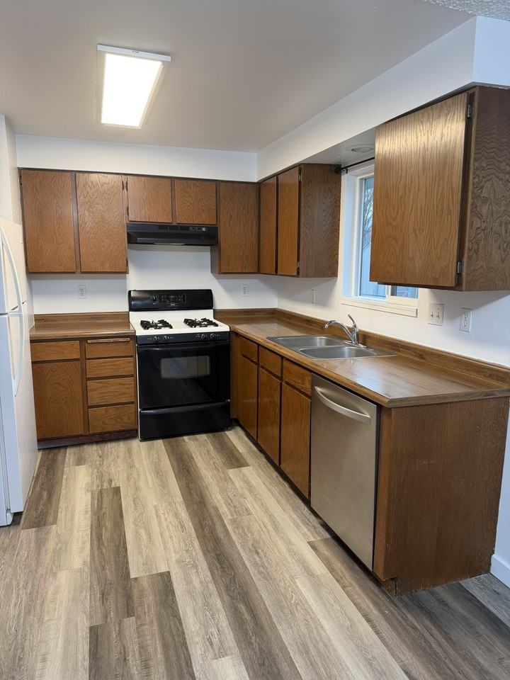 807 Poplar St #NA - Photo 7 of 12