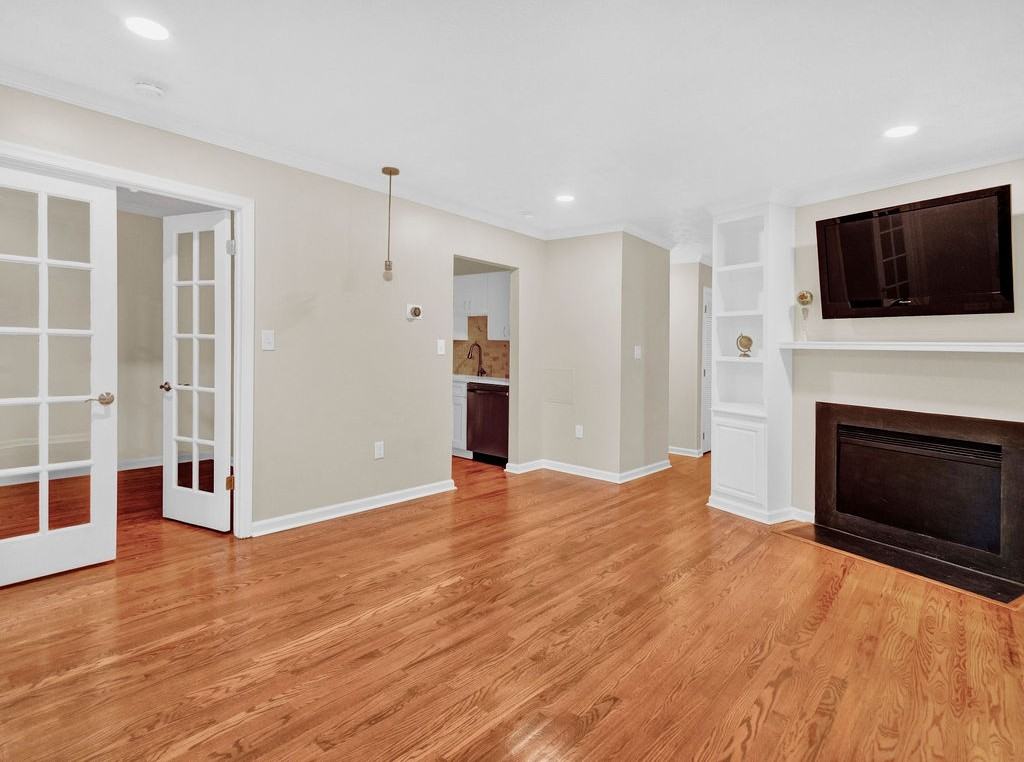 7591 Weather Worn Way #F - Photo 4 of 18