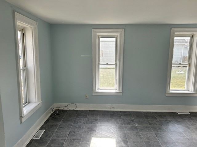 706 S Monroe St #1 - Photo 3 of 12