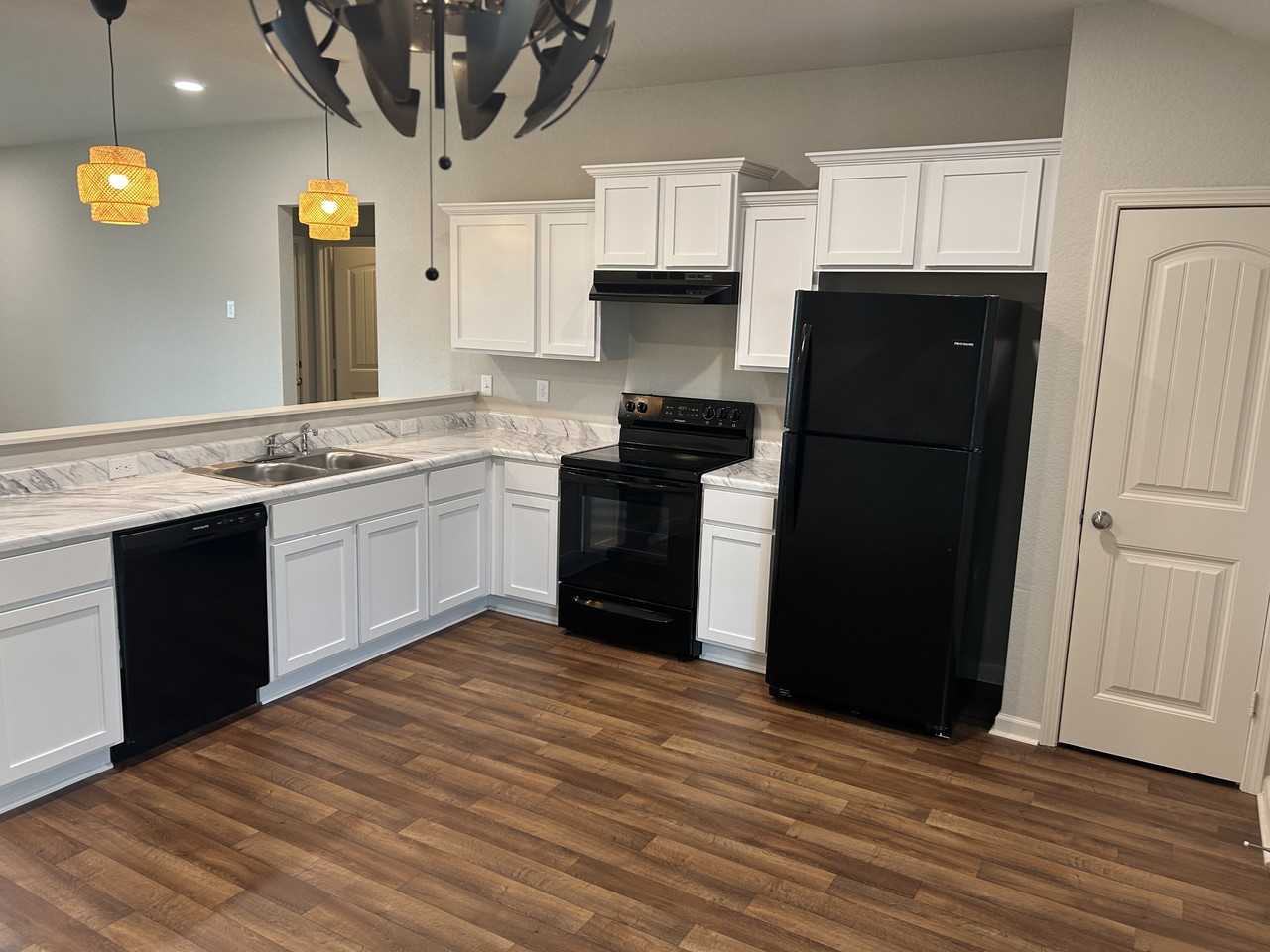 1170 Rockwell Dr #NA - Photo 5 of 34