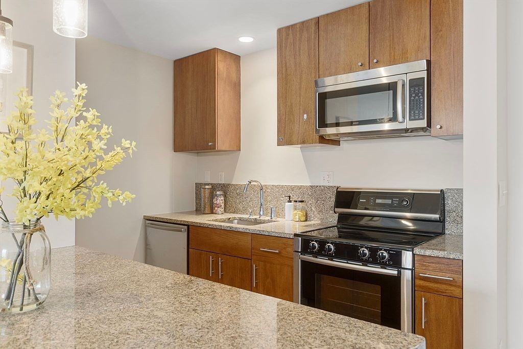 16 Miner St #506 - Photo 7 of 9