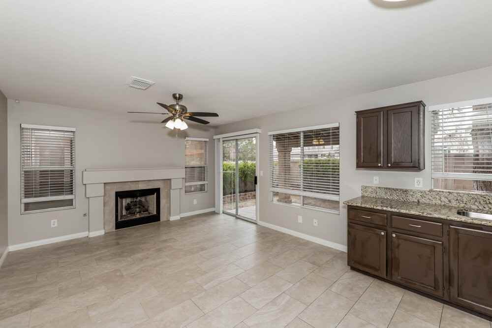 147 Alterra Dr - Photo 7 of 17