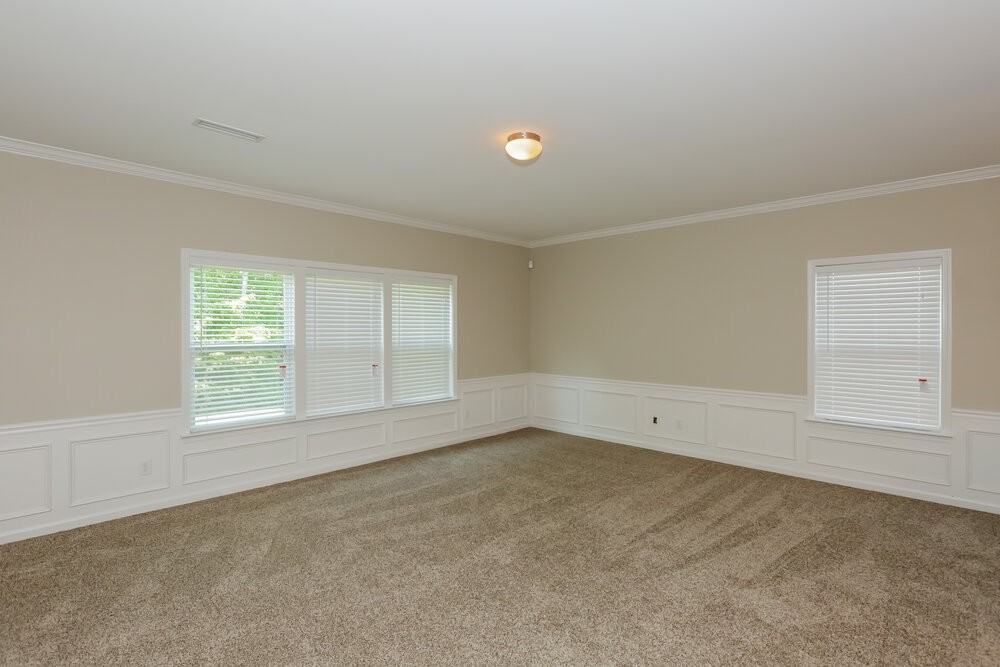 4315 Houldsworth Dr - Photo 3 of 19