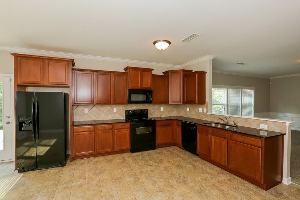 4315 Houldsworth Dr - Photo 6 of 19