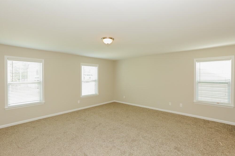 4315 Houldsworth Dr - Photo 7 of 19