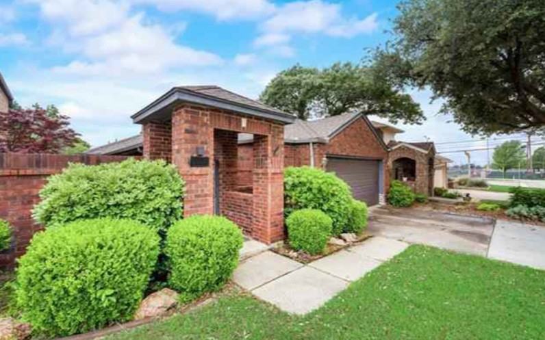 3924 Denham Way #NA - Photo 3 of 16