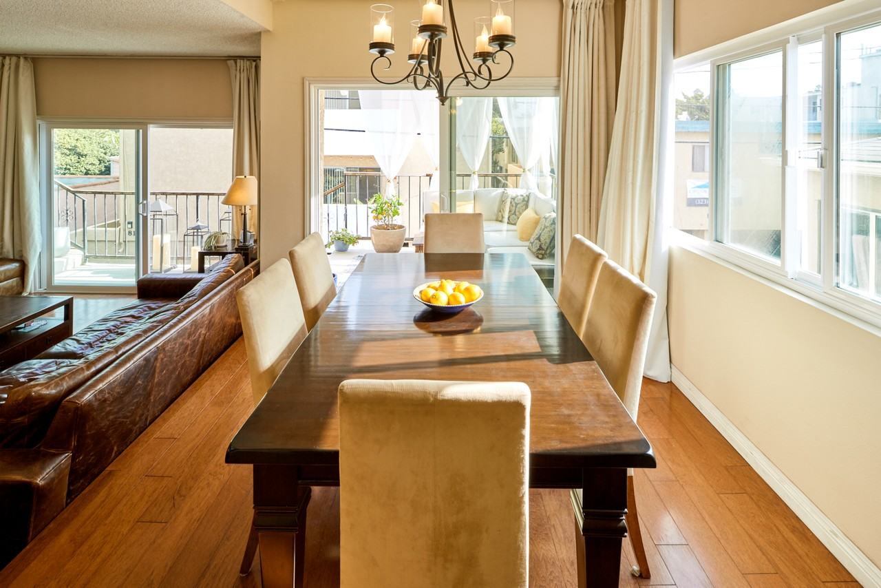 817 10th St #206 - Photo 5 of 35