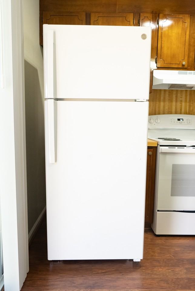 139 Glenwood Dr #F - Photo 4 of 25