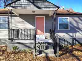 featured image of 4111 Glory St