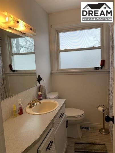 297 Elsfield Cres #1 - Photo 4 of 12